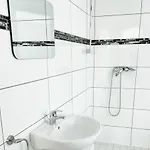 Deluxe Penthouse Zentral Mit Goldstadtblick Apartman