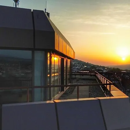 Deluxe Penthouse Zentral Mit Goldstadtblick