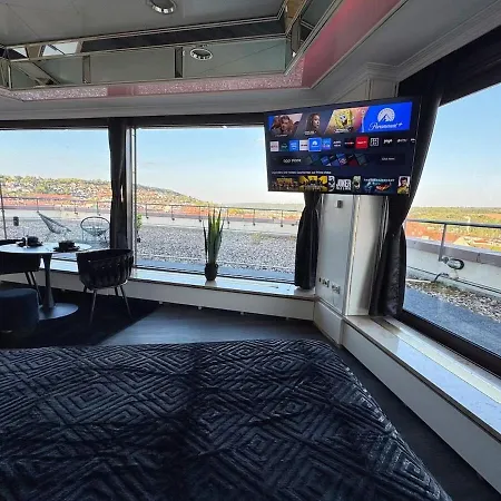 Deluxe Penthouse Zentral Mit Goldstadtblick *